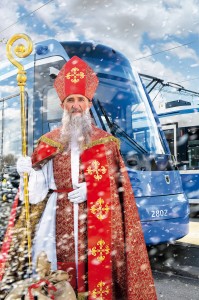 Nikolaus mit Trambahn